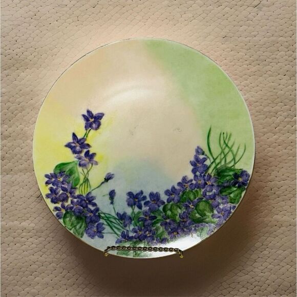 Vintage Hand Painted Signed By Artist Plate Purple Flower - Picture 1 of 4